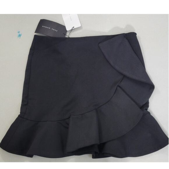 Zara Skirt Womens X-Small Black Mini with Ruffle Gothic Office Biker Rocker NWT - Picture 2 of 7